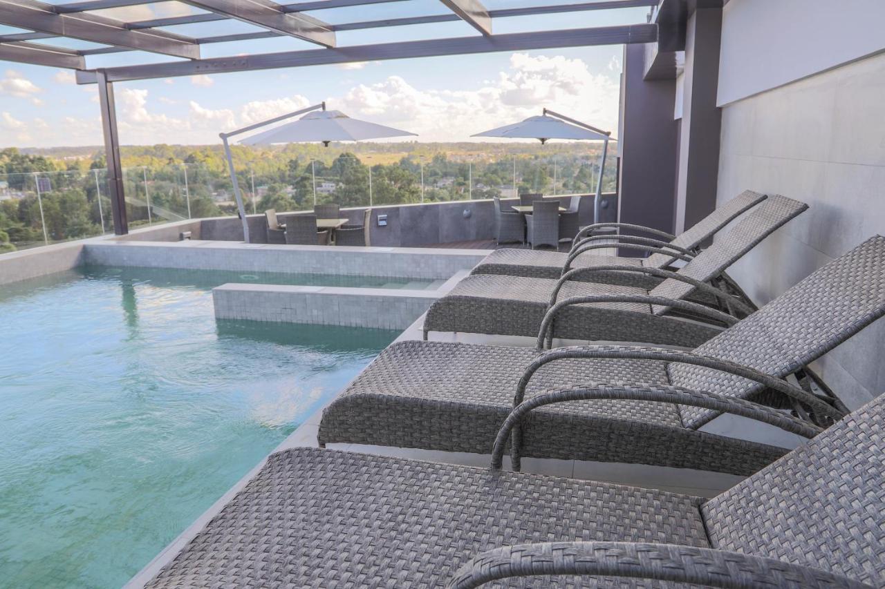 Eka Hotel Eldoret Buitenkant foto