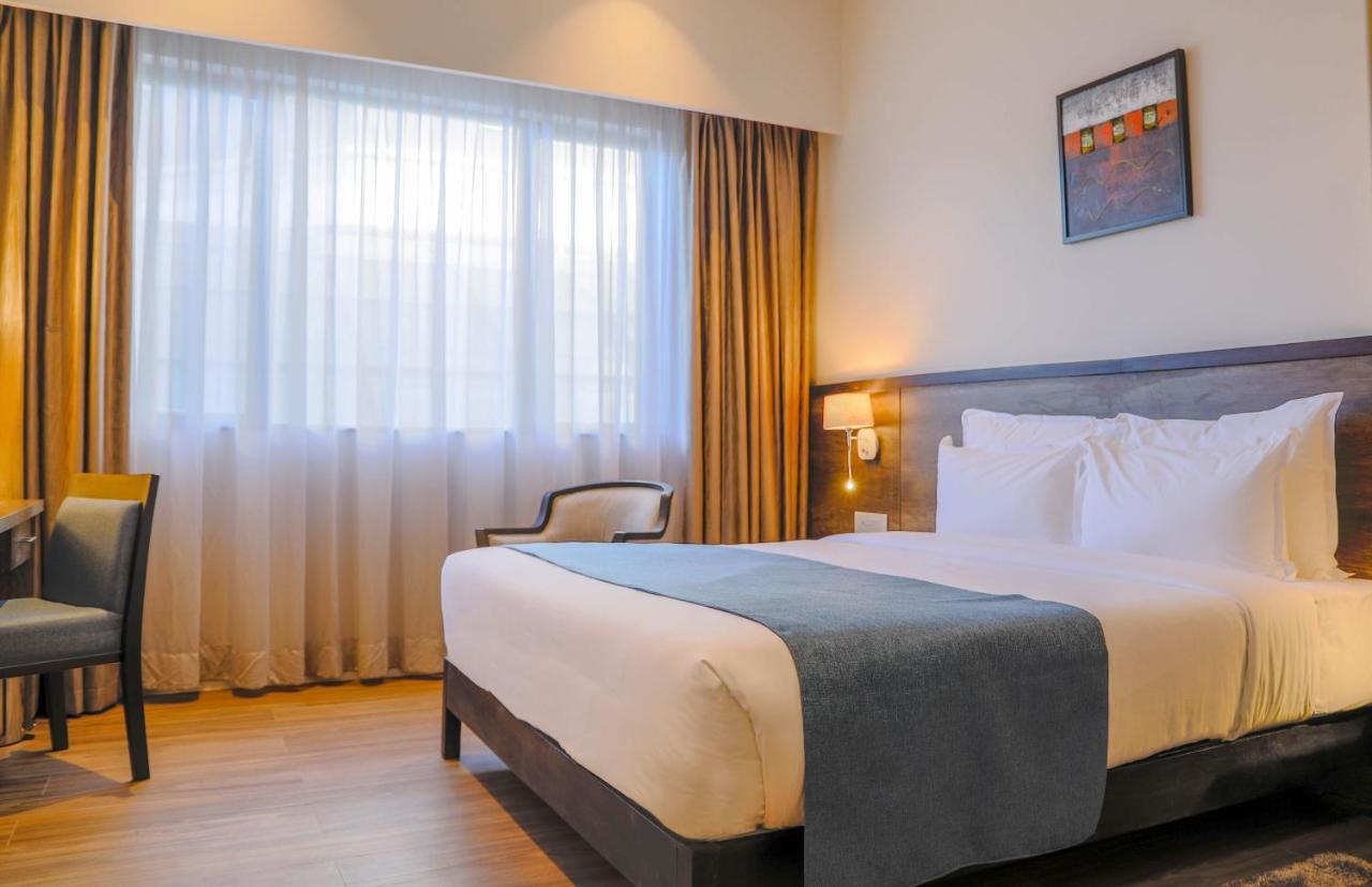 Eka Hotel Eldoret Buitenkant foto