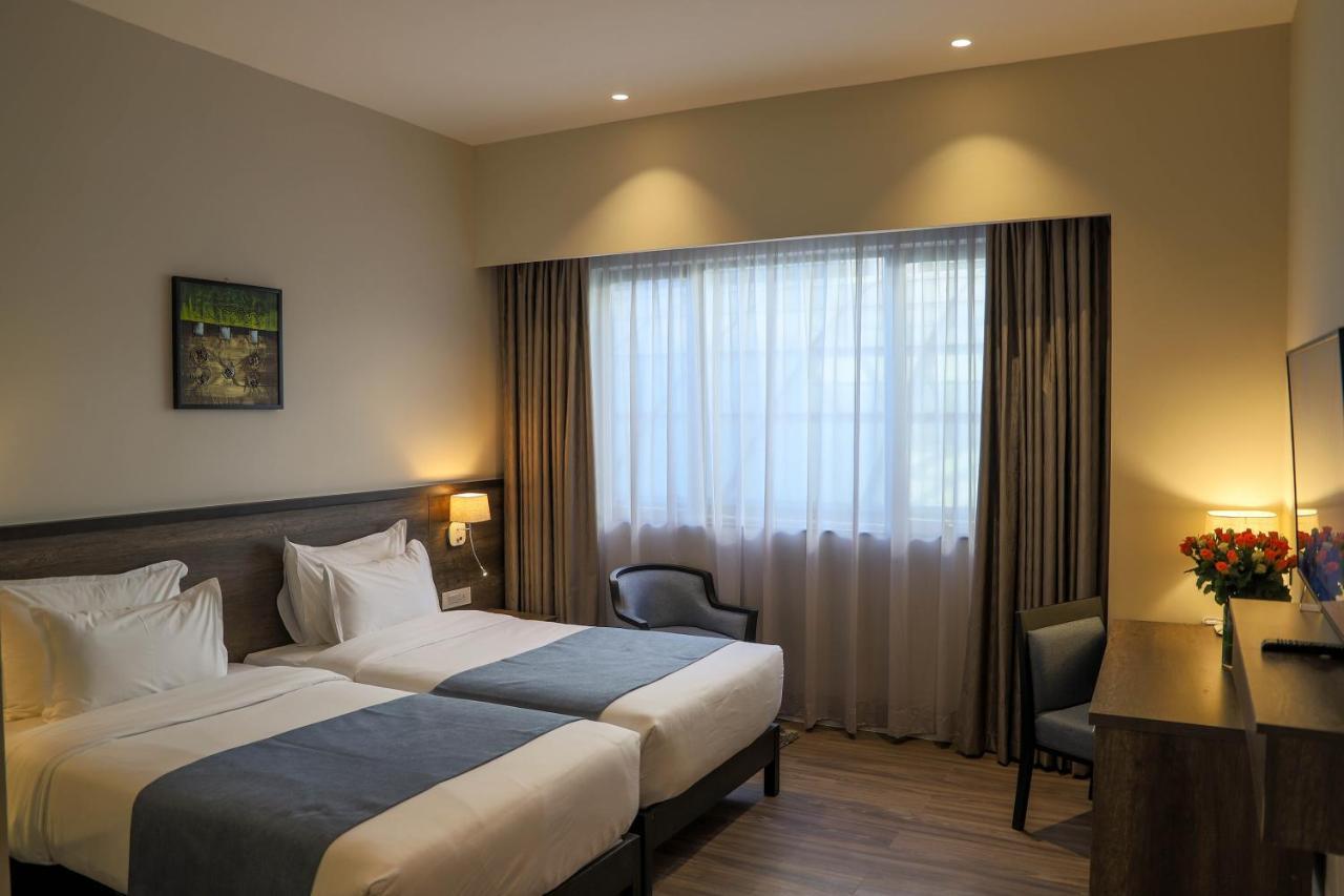 Eka Hotel Eldoret Buitenkant foto
